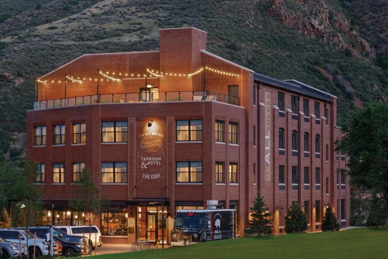 The Eddy Taproom & Hotel Golden Exterior foto